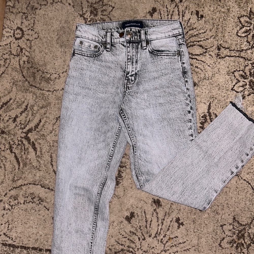 Aeropostale mom jeans